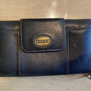 Fossil wallet